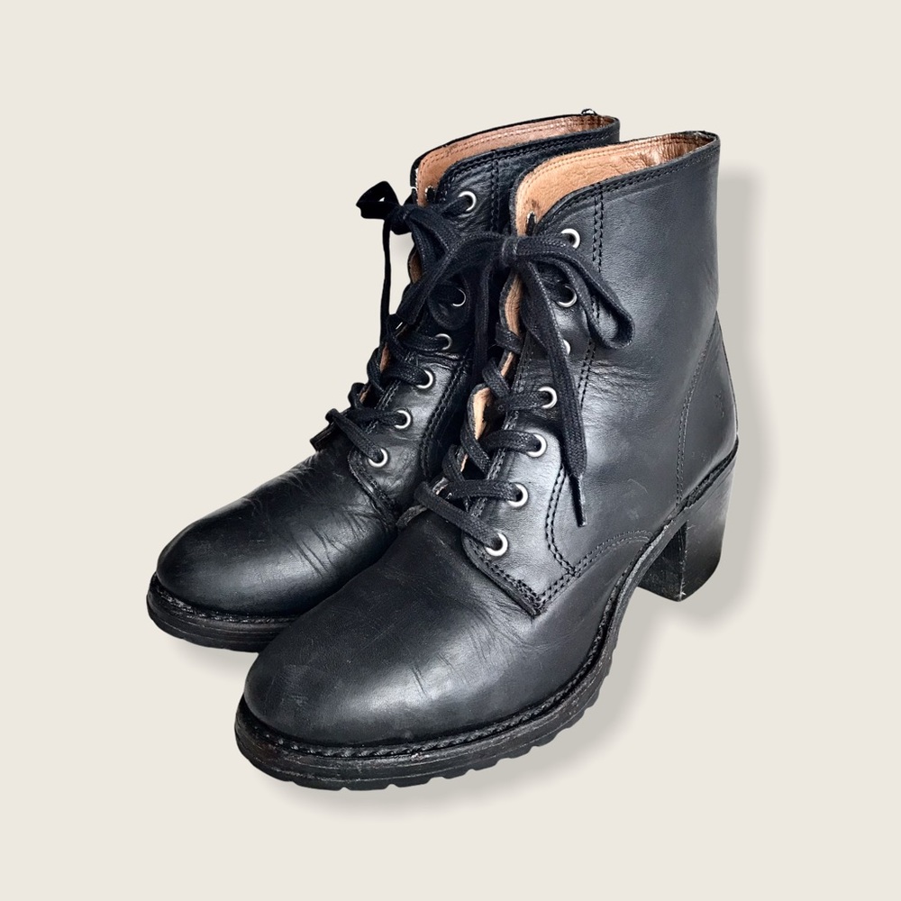 Frye Sabrina 6G Black Lace Up Combat Ankle Bootie - Picture 11 of 16